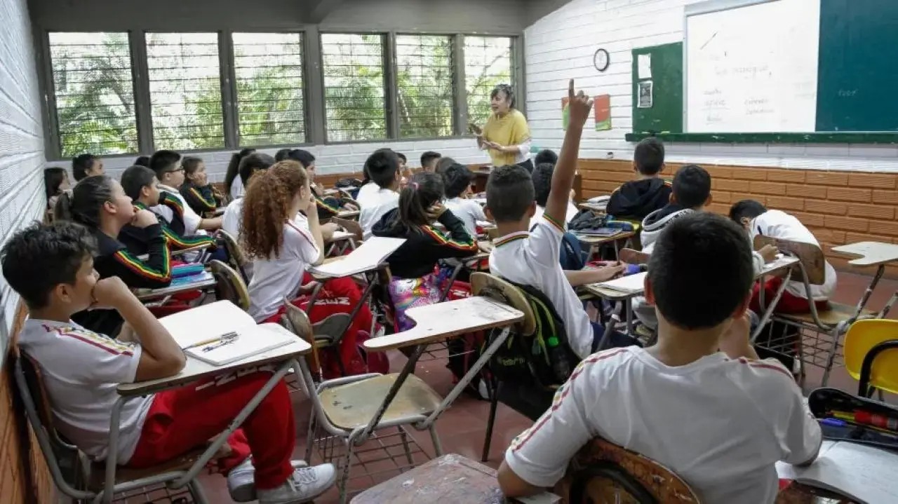 Cesarán a directores que condicionen cuotas \"voluntarias\" en escuelas