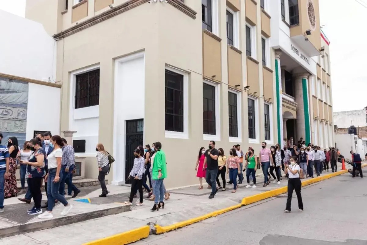 Exitoso simulacro de evacuación del Tribunal Superior con motivo de supuesto sismo