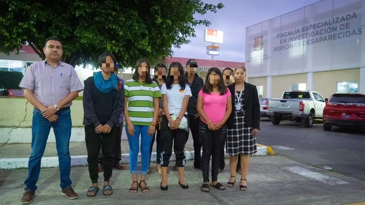 Llegan a Nayarit las cuatro niñas indígenas de Pochotitán