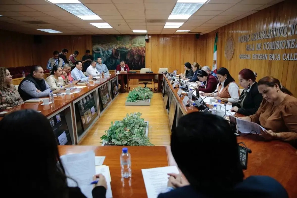 Presentan ante Congreso 62 pruebas para destituir a José Luis Tovar