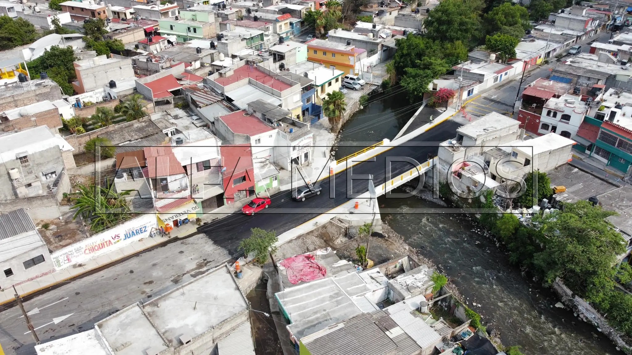 Abren a la circulación el puente de la calle Querétaro en Tepic