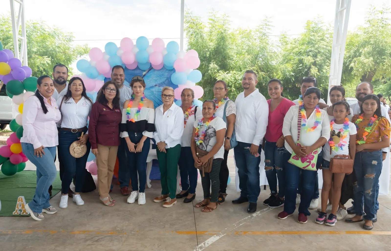 Brinda DIF Nayarit capacitación y alimentación a familias de Rosamorada