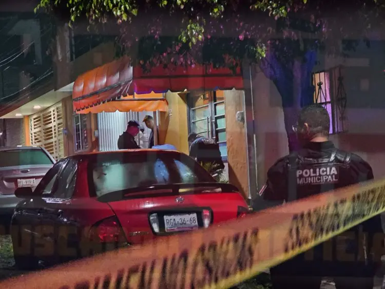 Hombre resulta herido de gravedad tras ataque con cuchillo en la Benito Juárez de Tepic