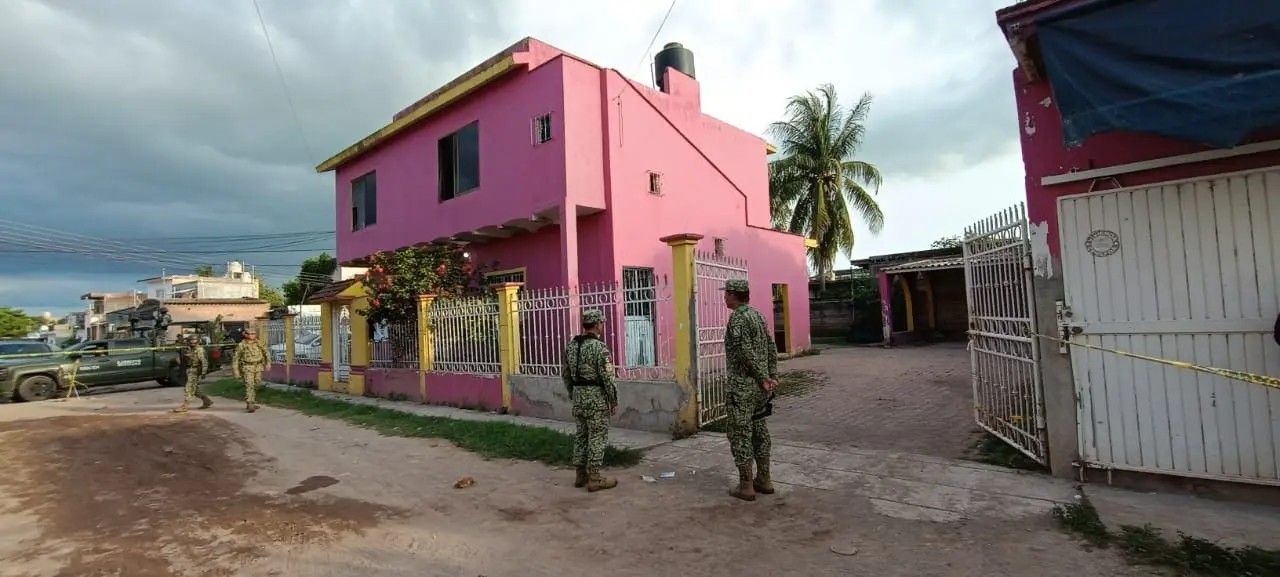 Ejército Mexicano detiene a 11 personas y asegura más de 750 kg de marihuana en Tuxpan
