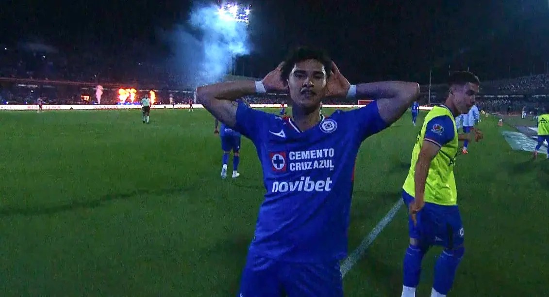 Cruz Azul echa a Chivas y es semifinalista del Apertura