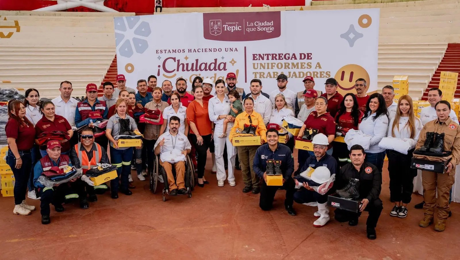 Cumple Geraldine con las y los trabajadores de Tepic