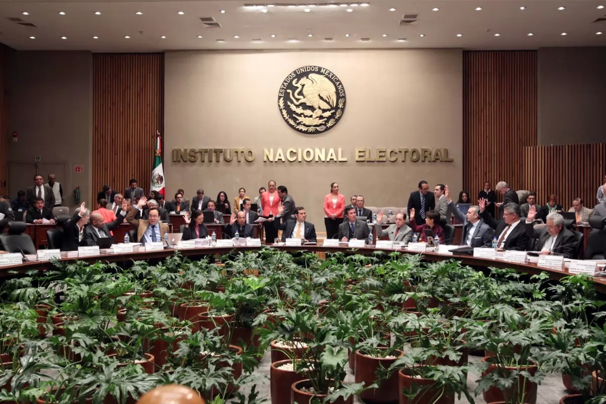 No pueden devolver el dinero que ya recibieron: INE a Morena