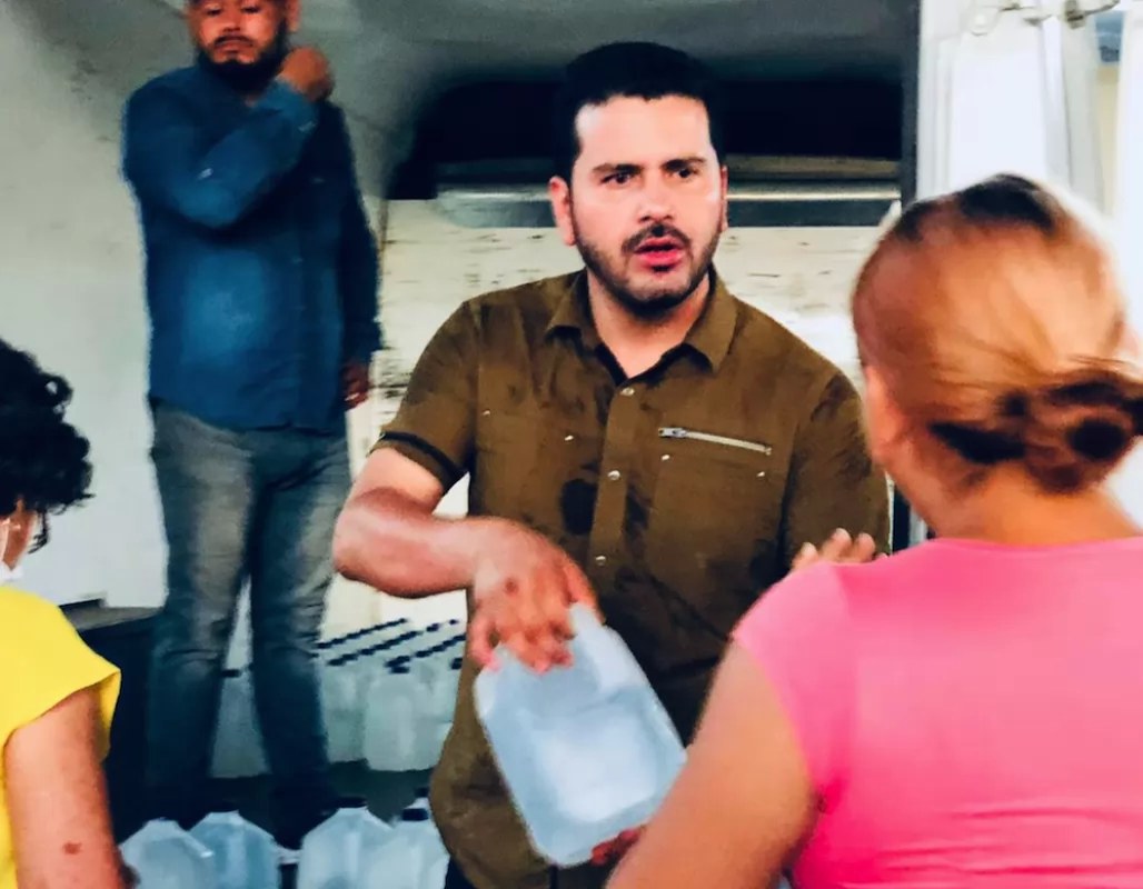 Llama Nacho Flores a seguir apoyando a Tuxpan