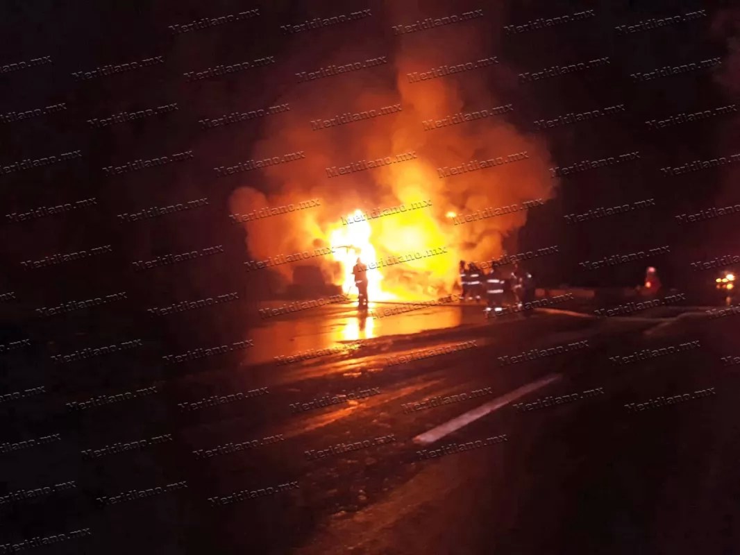 Tragico accidente en la autopista Tepic-San Blas