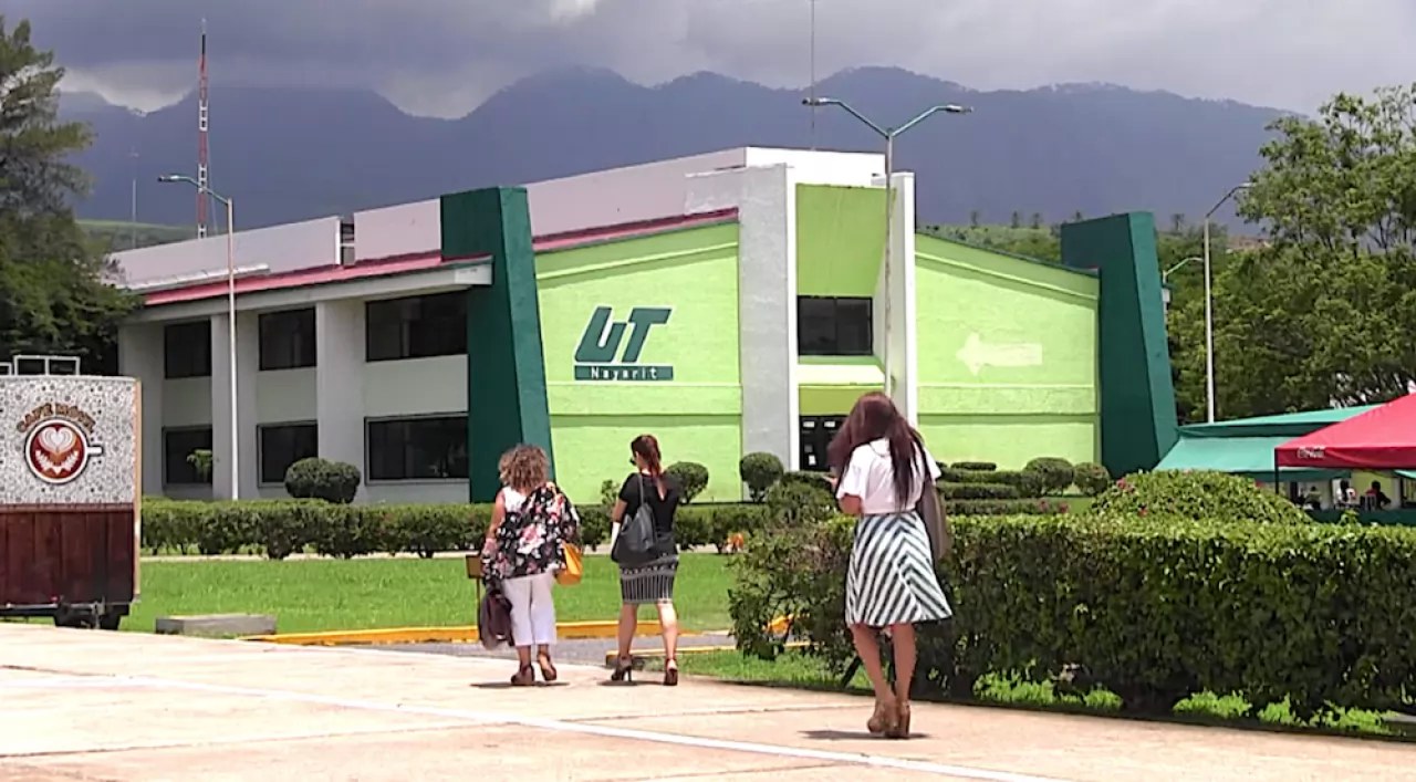 Evita Gobierno estallamiento de huelga en la UTNAY