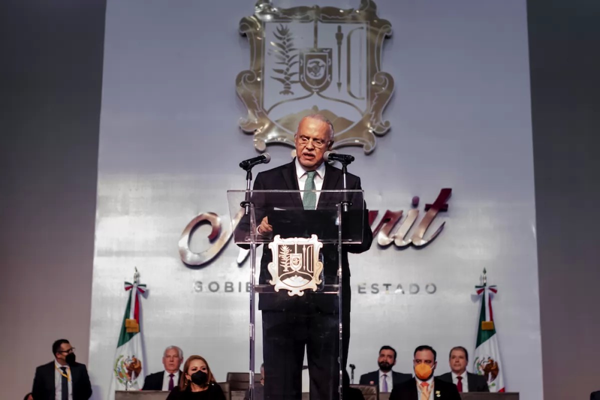 Propone Navarro a la UAN ceder preparatorias al COBAEN