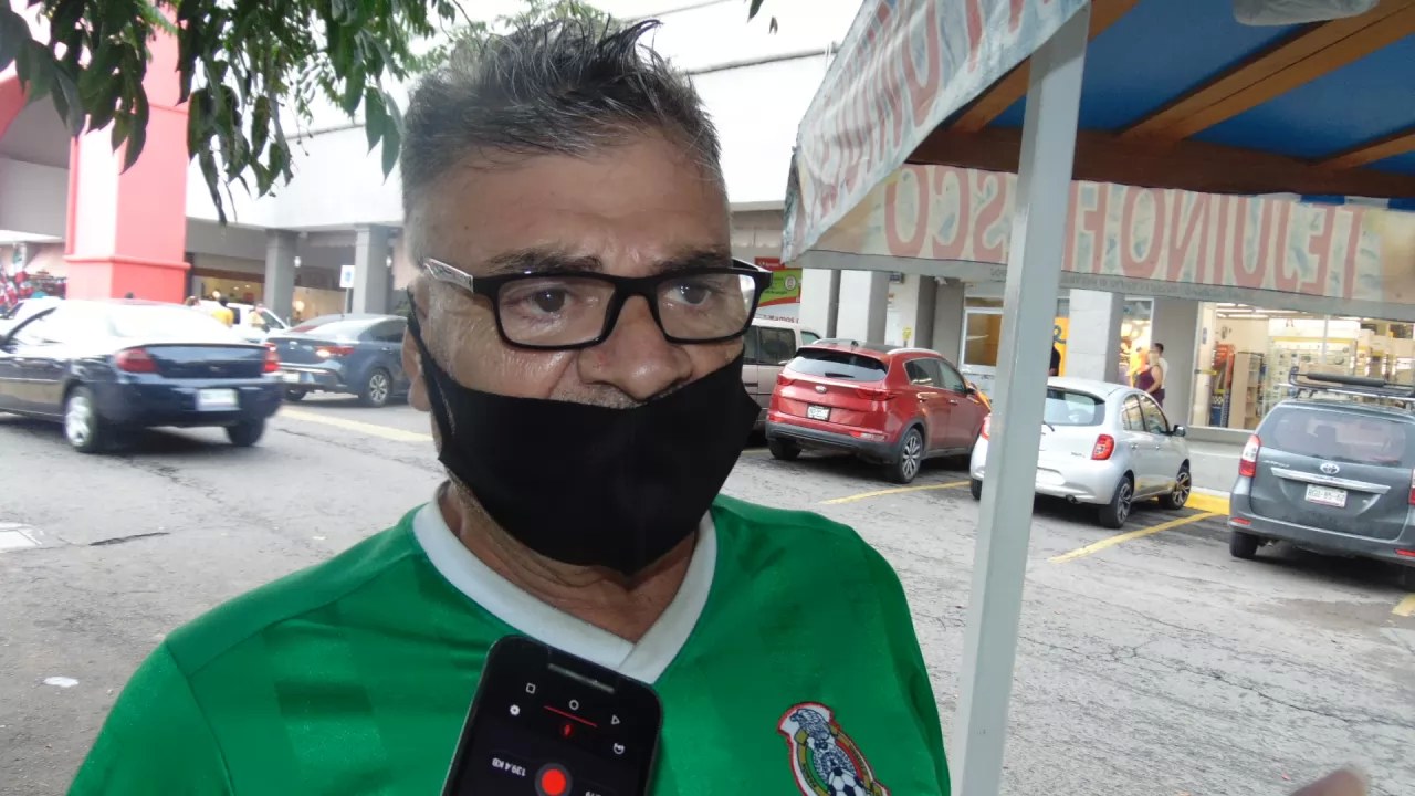 Tejuinero despotrica contra fiscales del ayuntamiento