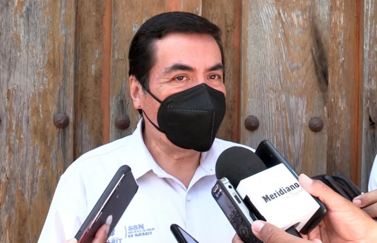 Reportan defunciones pese a esquemas completos de vacunación