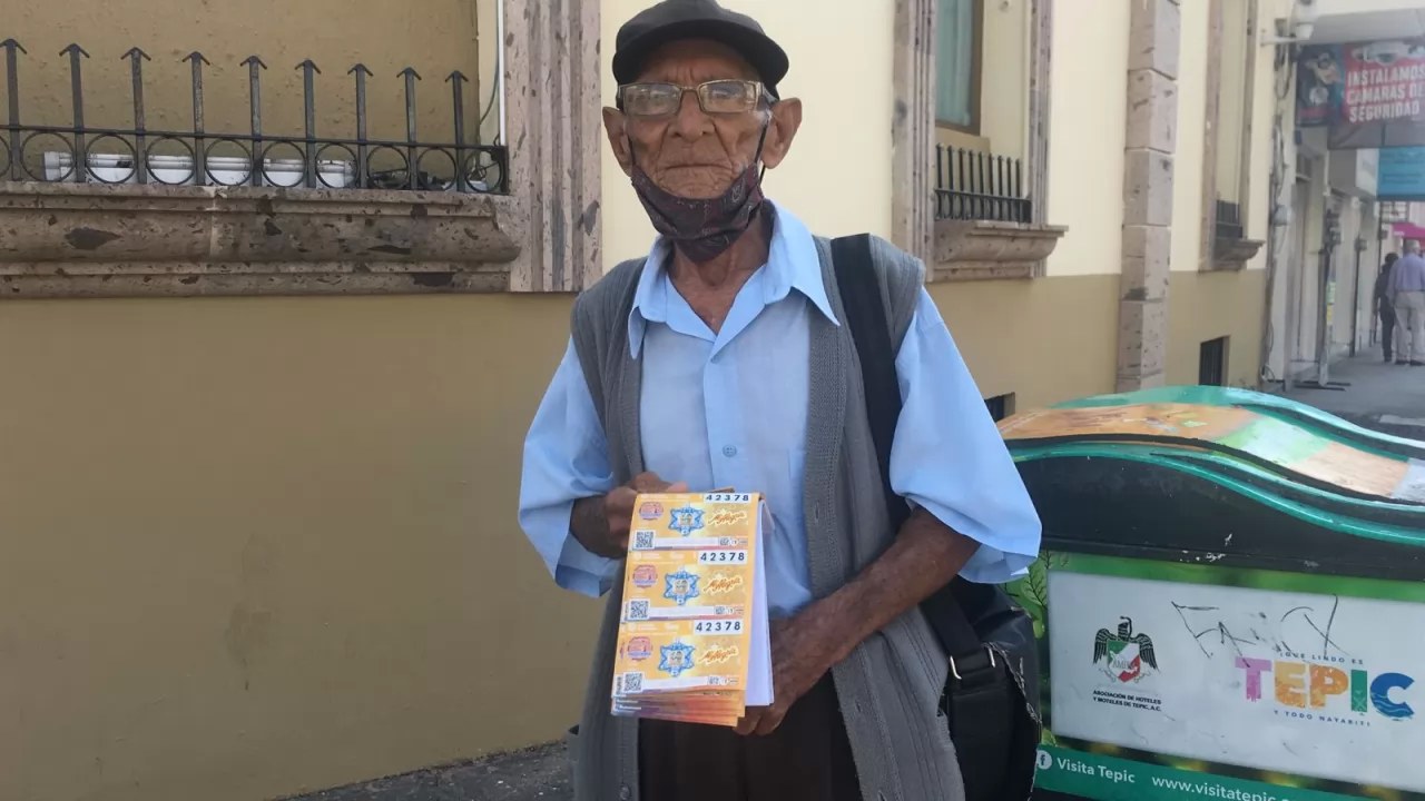 ¡Premio mayor!: Conoce a Don Lino y su vida al lado de la suerte