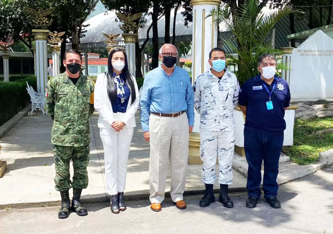 Se reúne Navarro Quintero con las fuerzas armadas