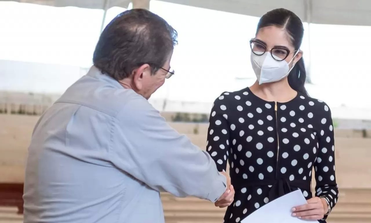 Avanza proceso de entrega-recepción entre Javier Castellón y Geraldine Ponce