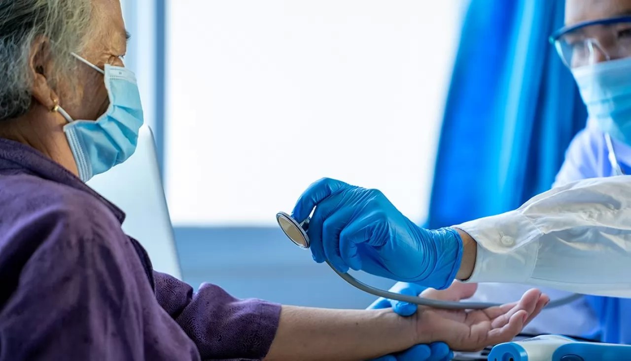 Oro para enfermedades cardiacas, plata para Covid-19