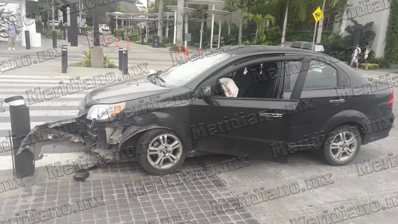 ¡chocó auto aveo frente a la leche!