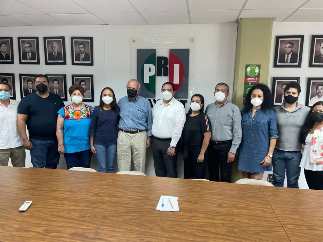 \"Vale más la coincidencia que la confrontación\": Navarro tras reunirse con partidos