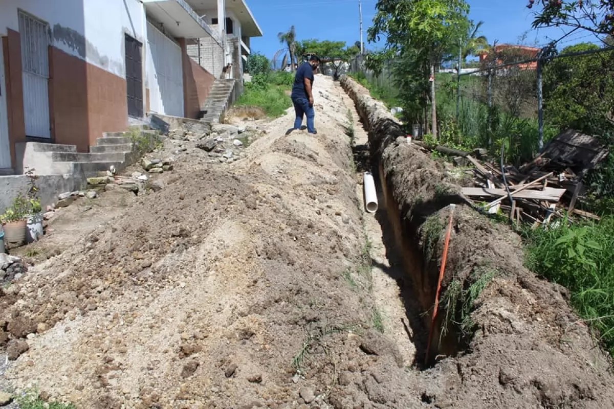 Beneficiará SIAPA con obra a más de 100 tepicenses