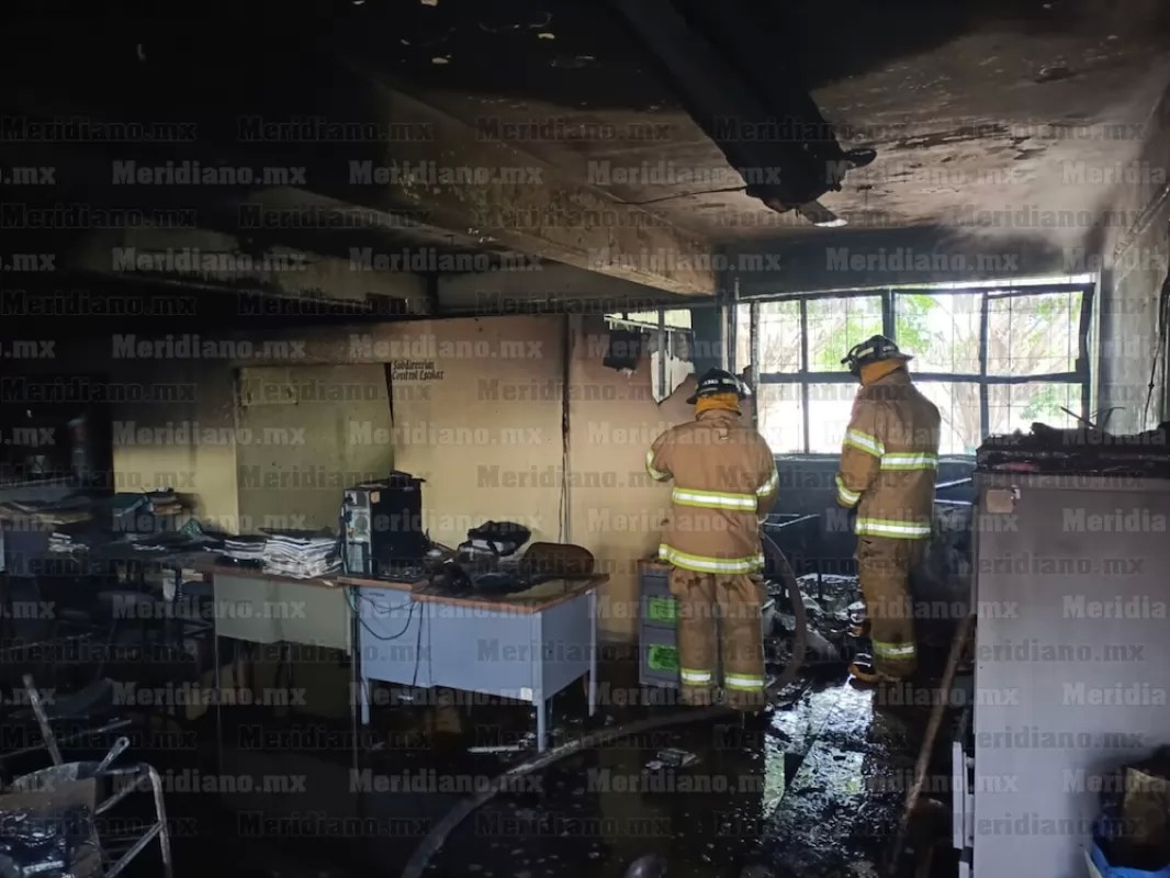 Misterioso incendio en CECYTEN Las Varas