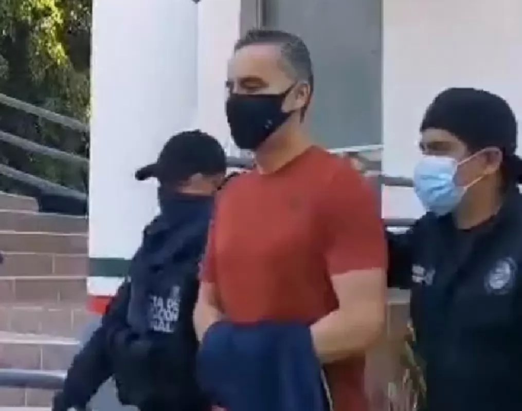 Ejecutan orden de aprehensión en contra de Roberto Sandoval