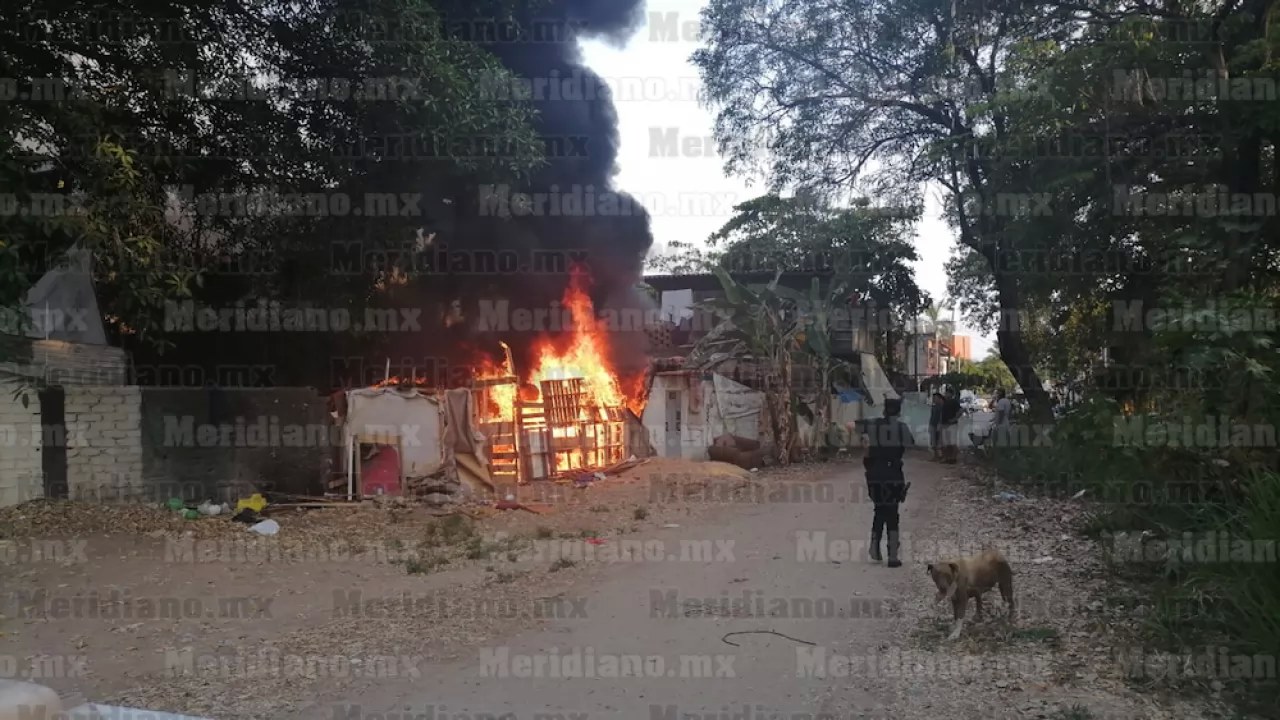 Quemaron una choza en Puerto Vallarta