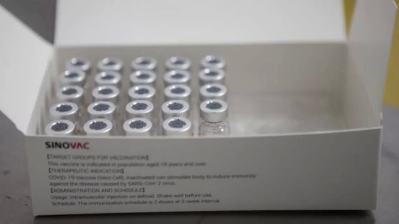 China autoriza el uso de vacuna SinoVac en menores