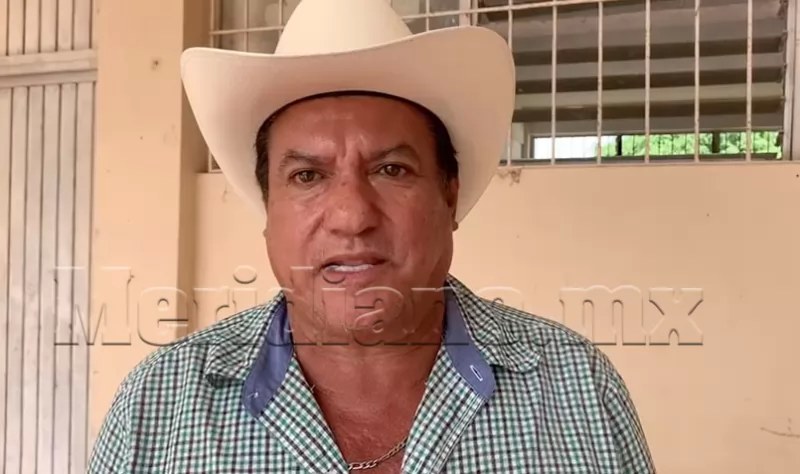 Panistas de Santiago Ixcuintla se van con Navarro Quintero