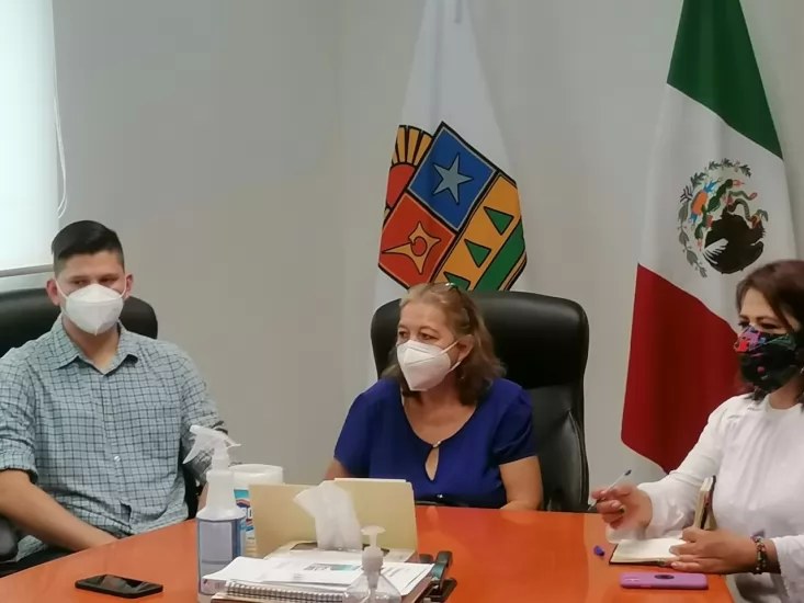 Autoridades mexicanas ofrecen apoyo a la madre de Victoria Salazar