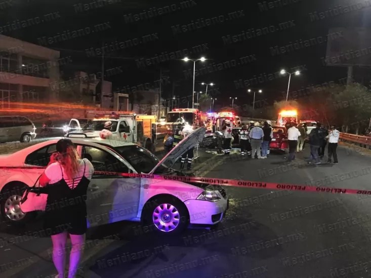 Choque de tres vehículos en la Tepic-Xalisco