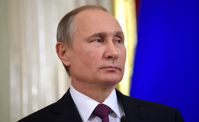 Vladimir Putin firma ley que le permite reelegirse hasta 2036