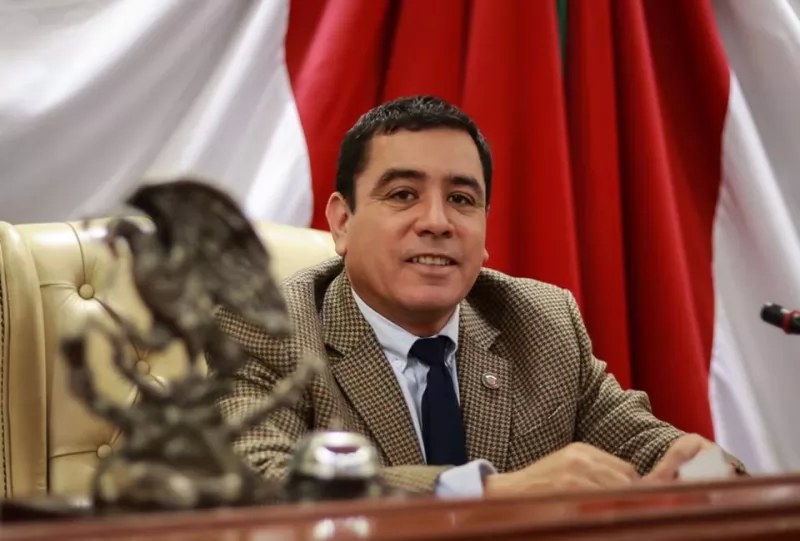 Eduardo Lugo gana encuesta de Morena en Santiago Ixcuintla