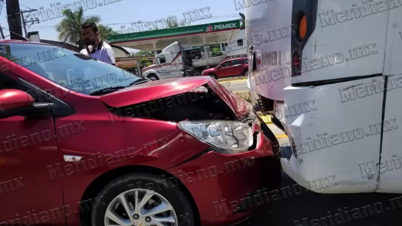 ¡aveo le llegó por detrás a un medina!