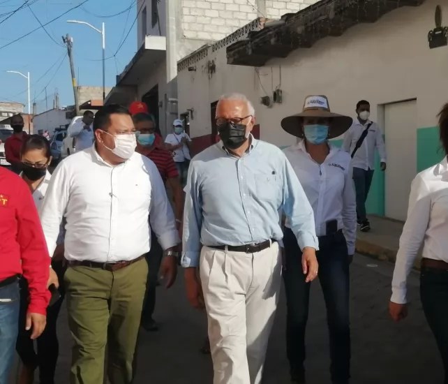 Navarro Quintero construye no destruye: Pedro Roberto Pérez Gómez