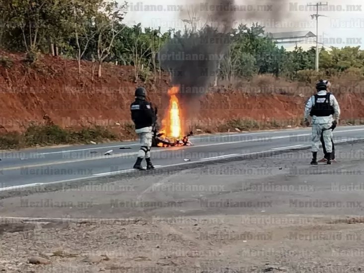 Muere motociclista tras chocar contra tractor en la 200