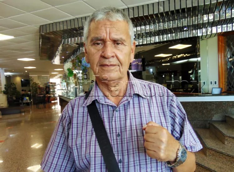 “El Canelo” Álvarez es incomparable con Julio César Chávez