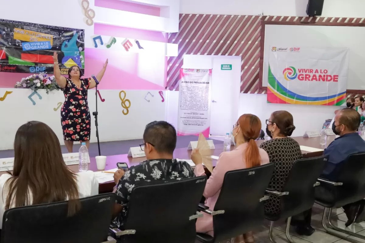 Se llena el DIF Nayarit de voces cargadas de recuerdos con el Primer Concurso de Canto y Poesía