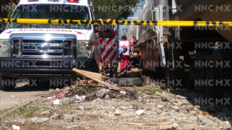 Tren le mutiló las piernas al KARONTE en la colonia Llanitos