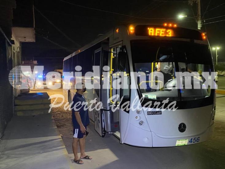 En san vicente…  ¡camión de vidanta  choco con un taxi!