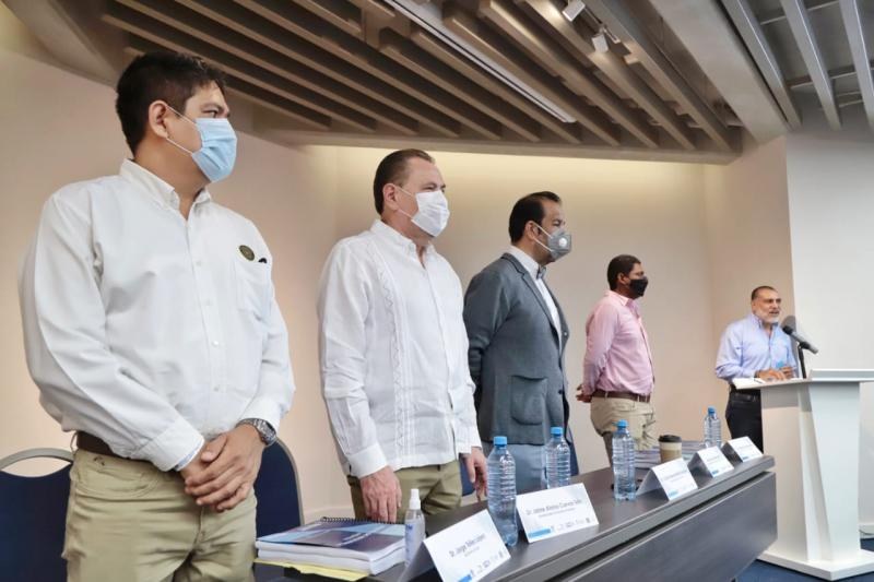 Recibe Jaime Cuevas Perfil de Resiliencia y Atlas de Riesgos de Bahía de Banderas