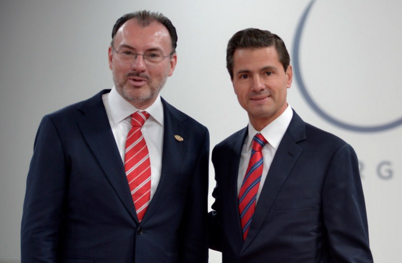 FGR acusa al ex Presidente Peña Nieto de traición a la patria y cohecho: Reforma