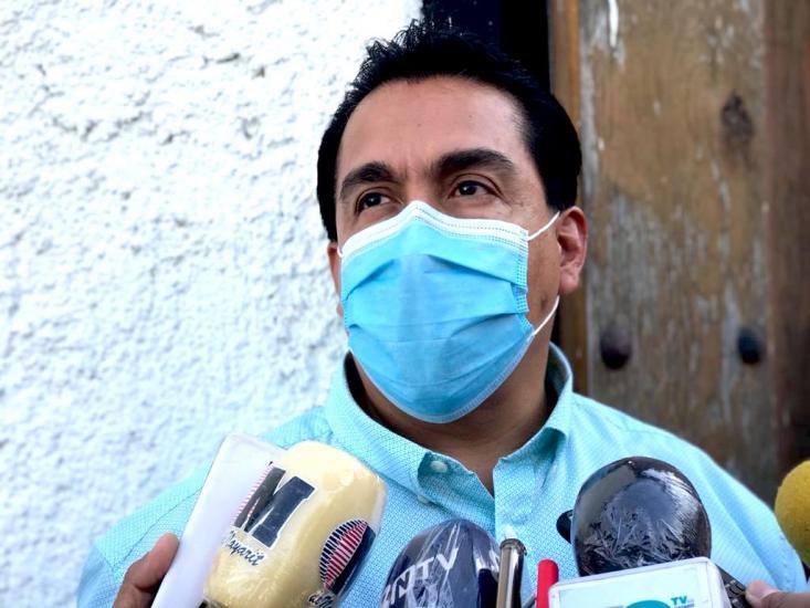 Hay personal de salud que trabajó más de 20 años sin título, ni cédula: Secretario