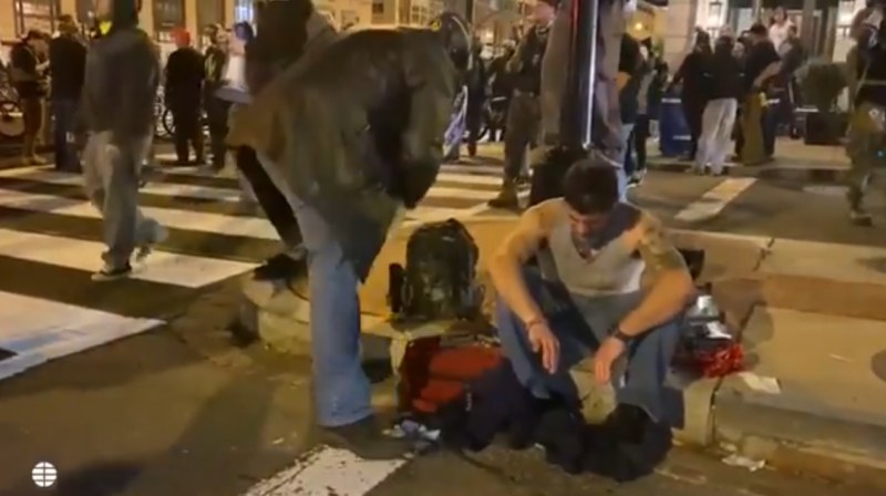 Cuatro personas apuñaladas durante marchas de apoyo a Trump en Washington