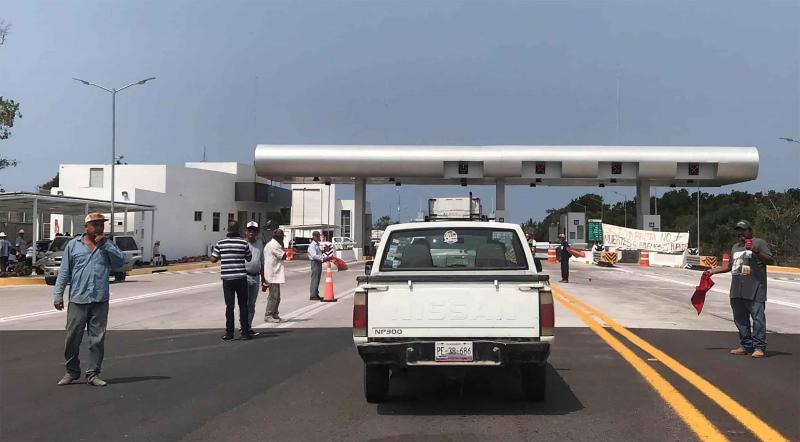 Se acabó el negocio del siglo; Los tomacasetas ganaron miles de millones sin invertir nada