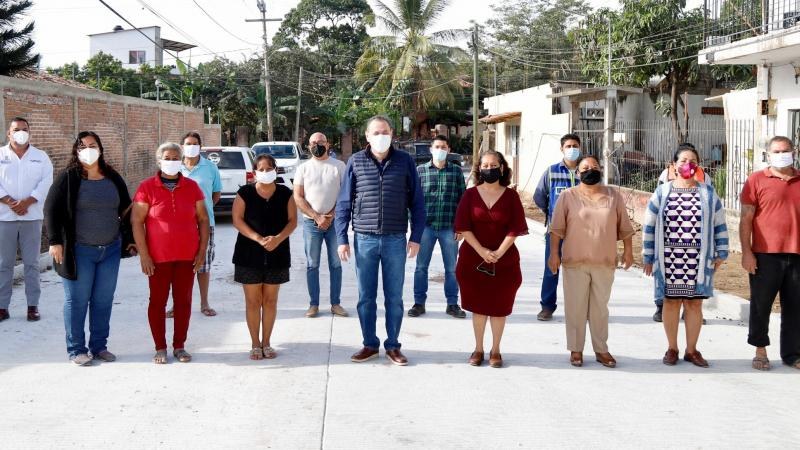 \"Jaime Cuevas cumple su palabra\": vecinos de Mezcales