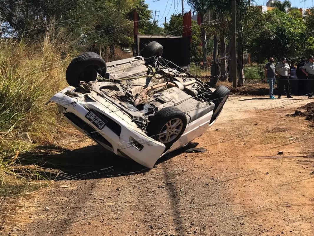Volcó en la Tepic - Guadalajara