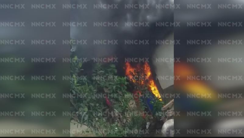 Calcina incendio casa en Zacualpan, Compostela