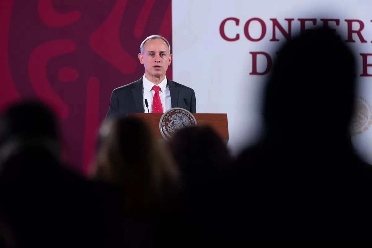 Escuelas no son lugares de contagio, puntos de reunión sí: López-Gatell