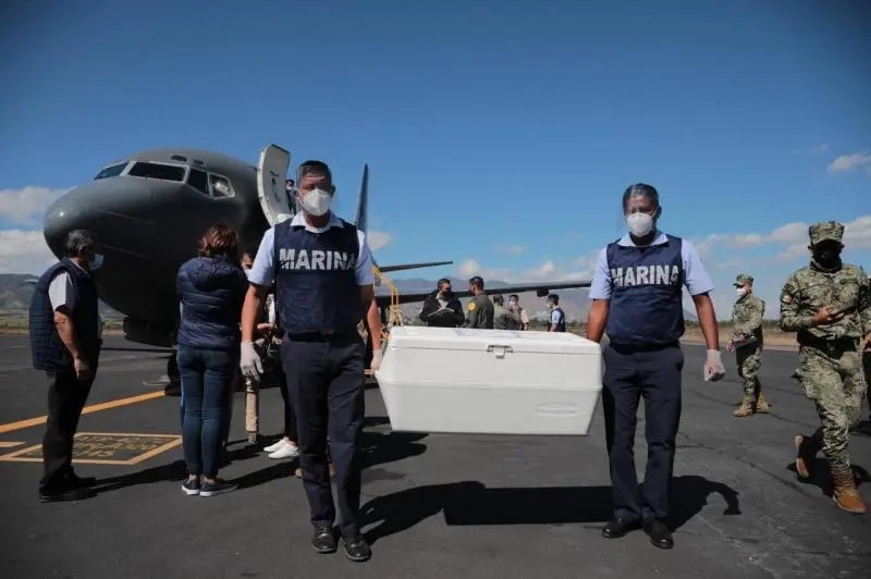 Vacunación de adultos mayores iniciará en municipios más pobres: AMLO